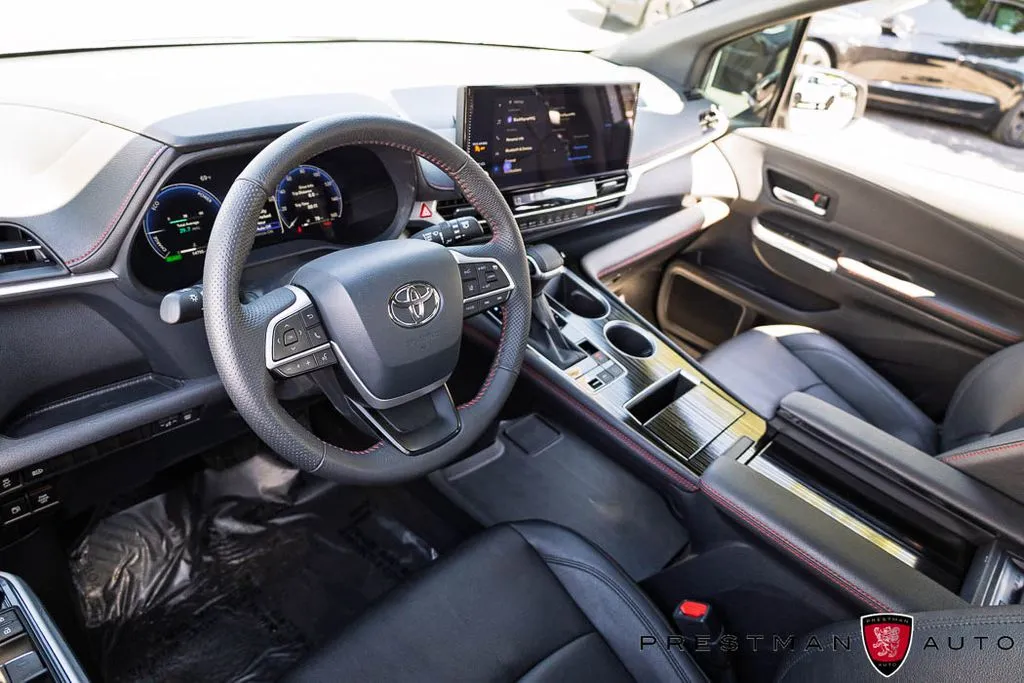Toyota Sienna photo 23