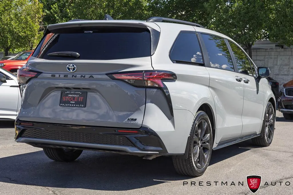 Toyota Sienna photo 21