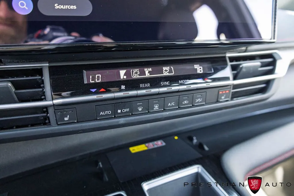 Toyota Sienna photo 33