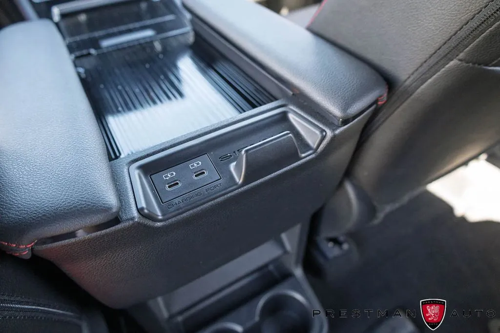 Toyota Sienna photo 38