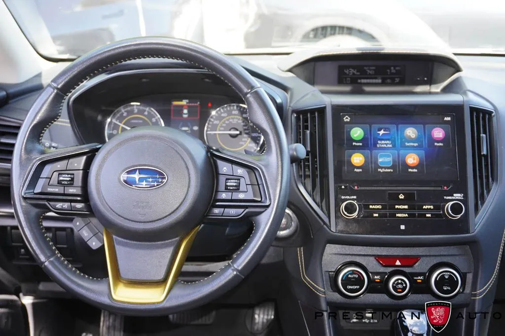 Subaru Crosstrek photo 2