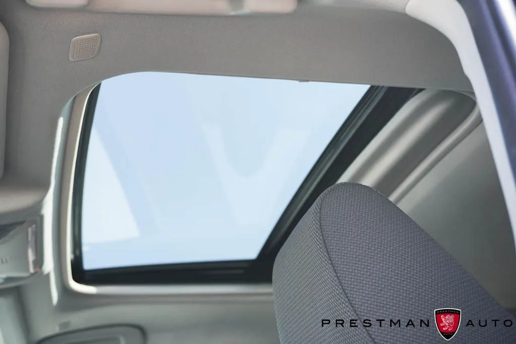 Toyota RAV4 photo 7