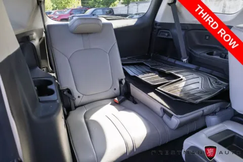 More photos of 2025 Honda Pilot EX-L at Prestman Auto, UT
