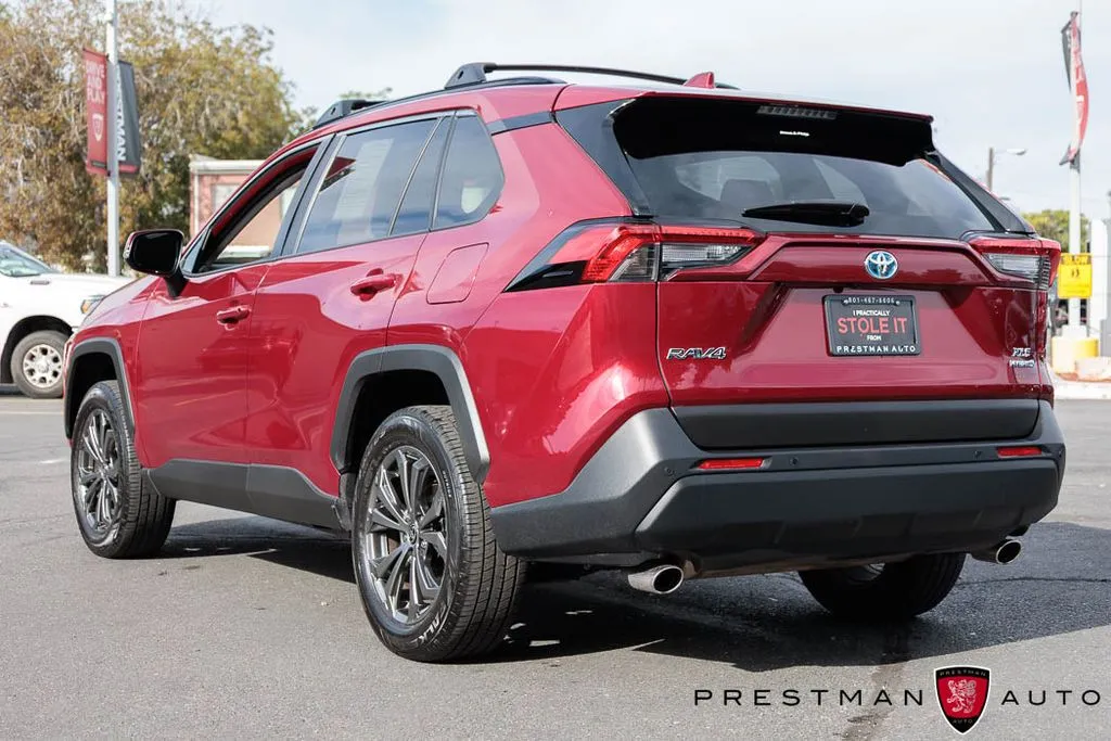 Toyota RAV4 photo 18