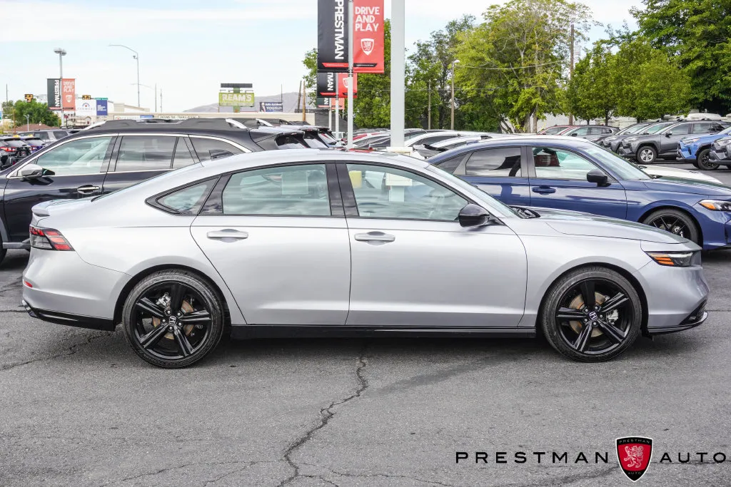 Honda Accord photo 23