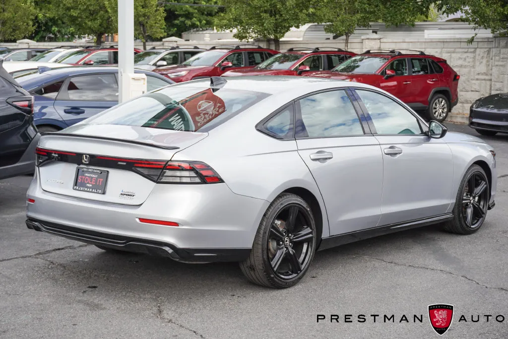 Honda Accord photo 22