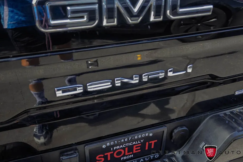 GMC Sierra photo 14