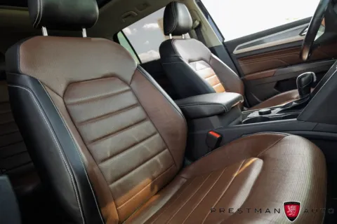 More photos of 2021 Volkswagen Atlas 3.6L V6 SEL Premium R-Line at Prestman Auto, UT