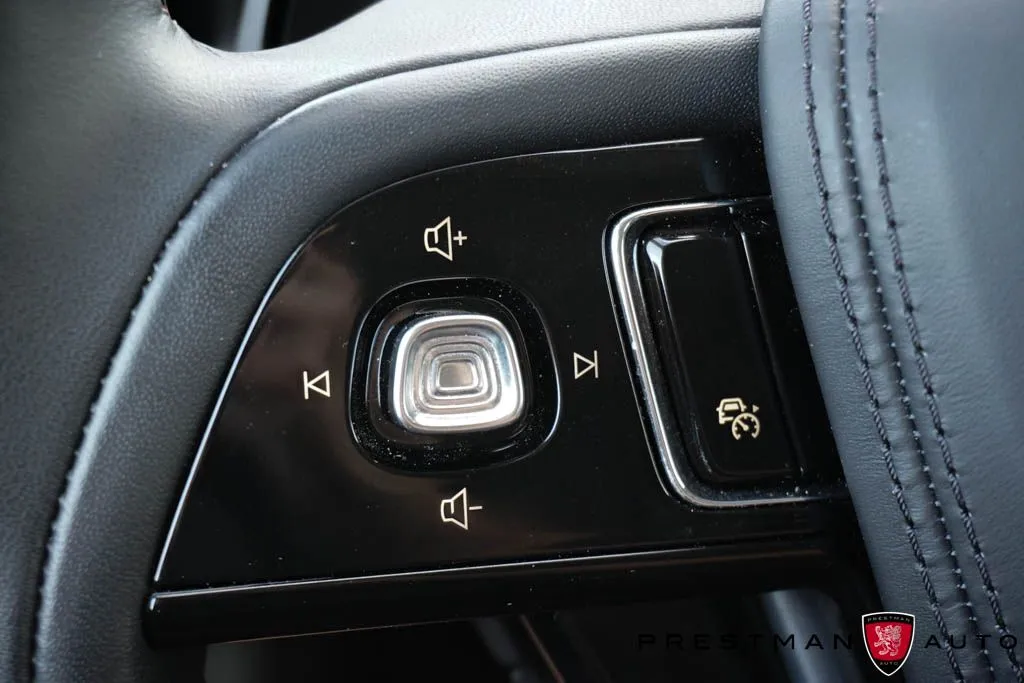 Lincoln Aviator photo 30