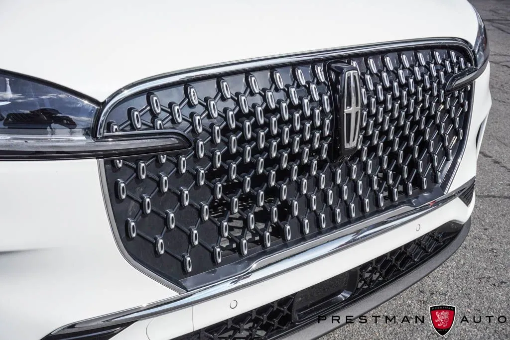 Lincoln Aviator photo 15
