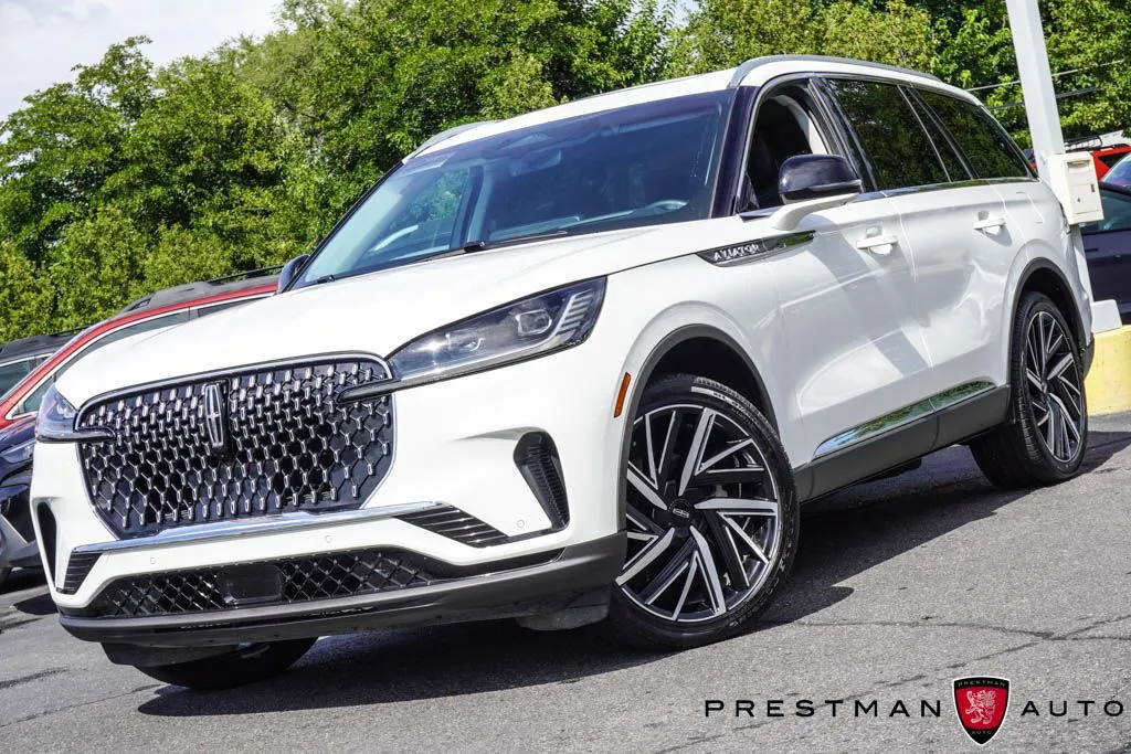 Lincoln Aviator photo 17