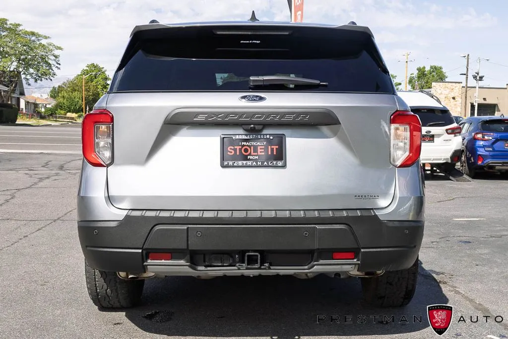 Ford Explorer photo 17
