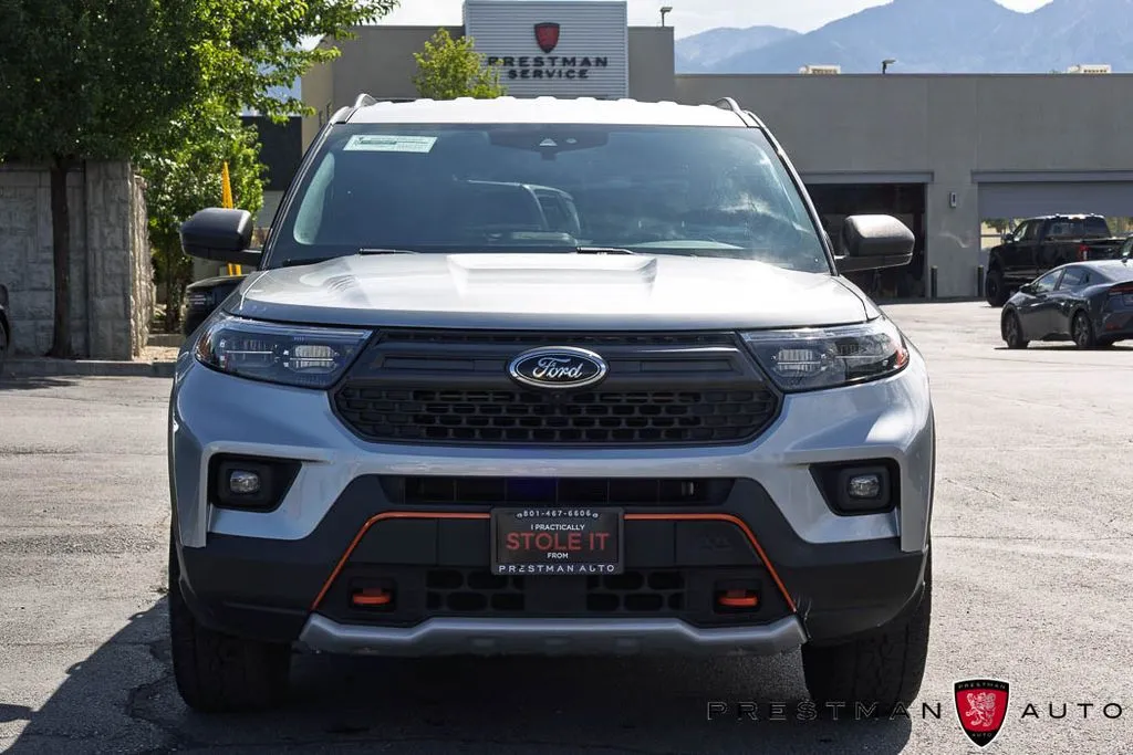 Ford Explorer photo 13