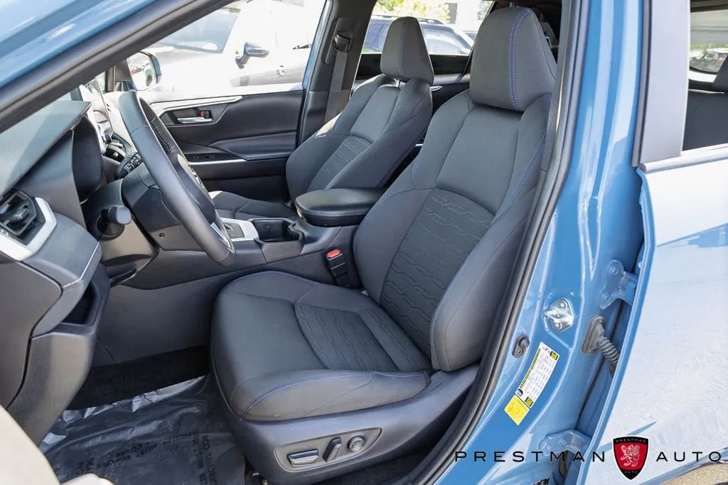 Toyota RAV4 photo 21
