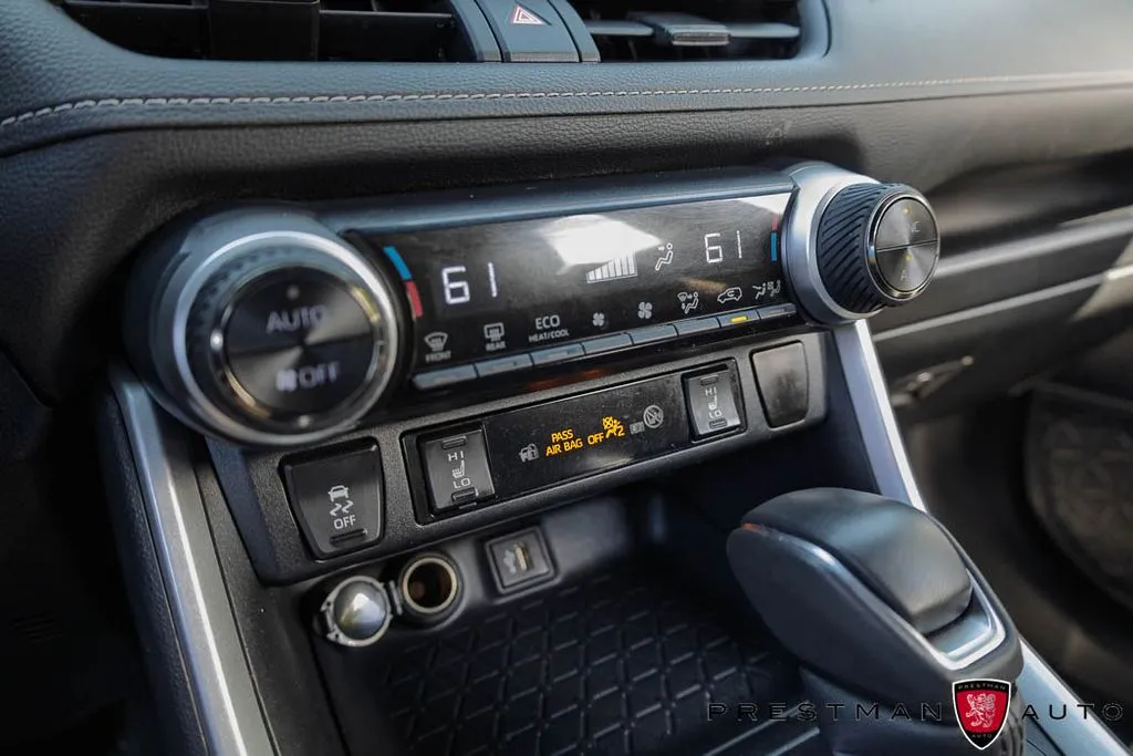 Toyota RAV4 photo 31