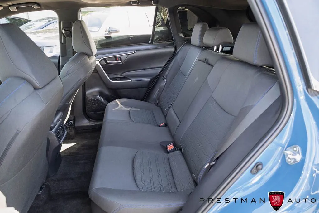 Toyota RAV4 photo 37