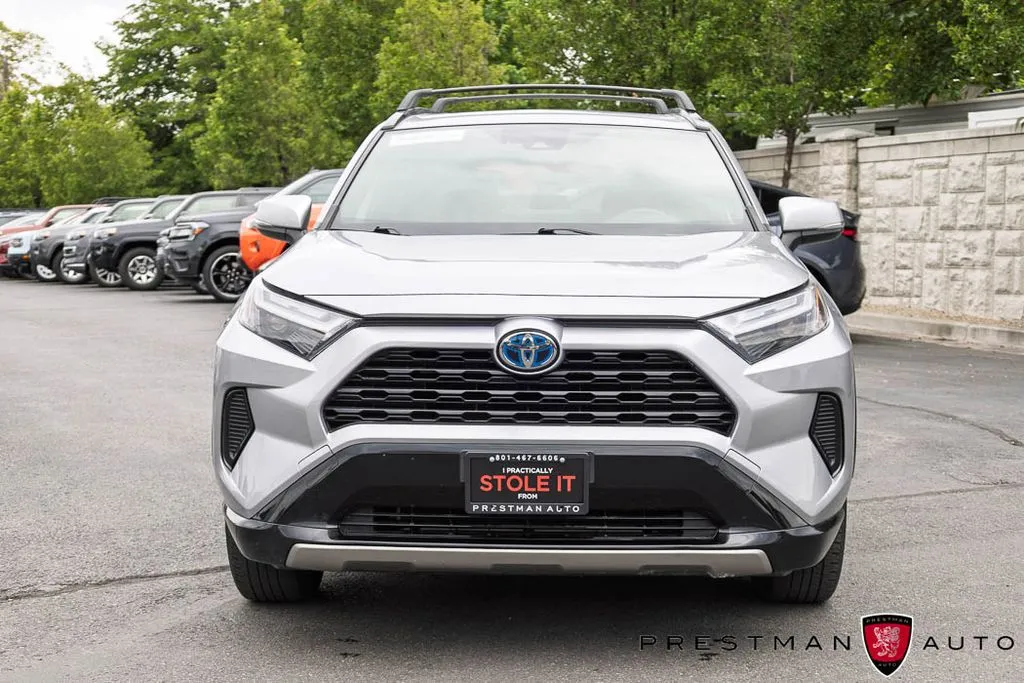 Toyota RAV4 photo 13