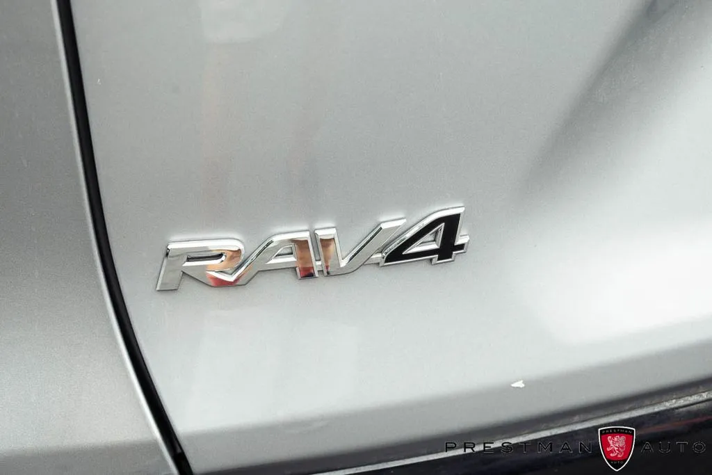 Toyota RAV4 photo 38