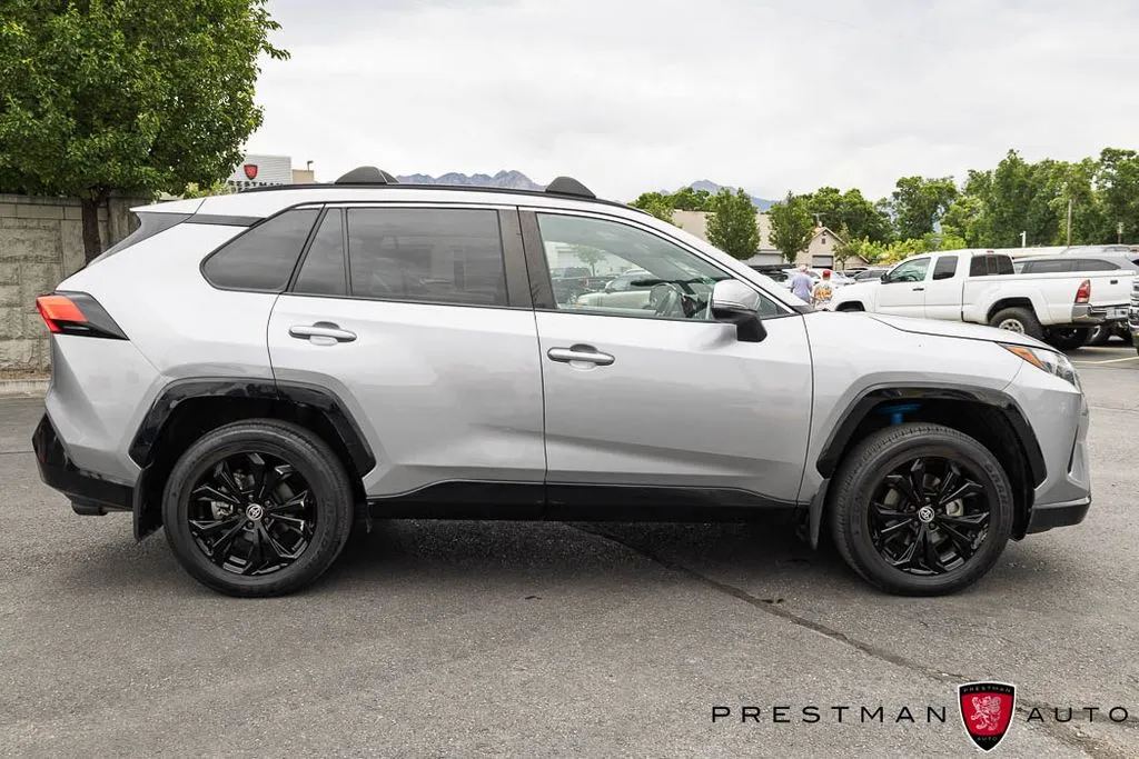 Toyota RAV4 photo 19