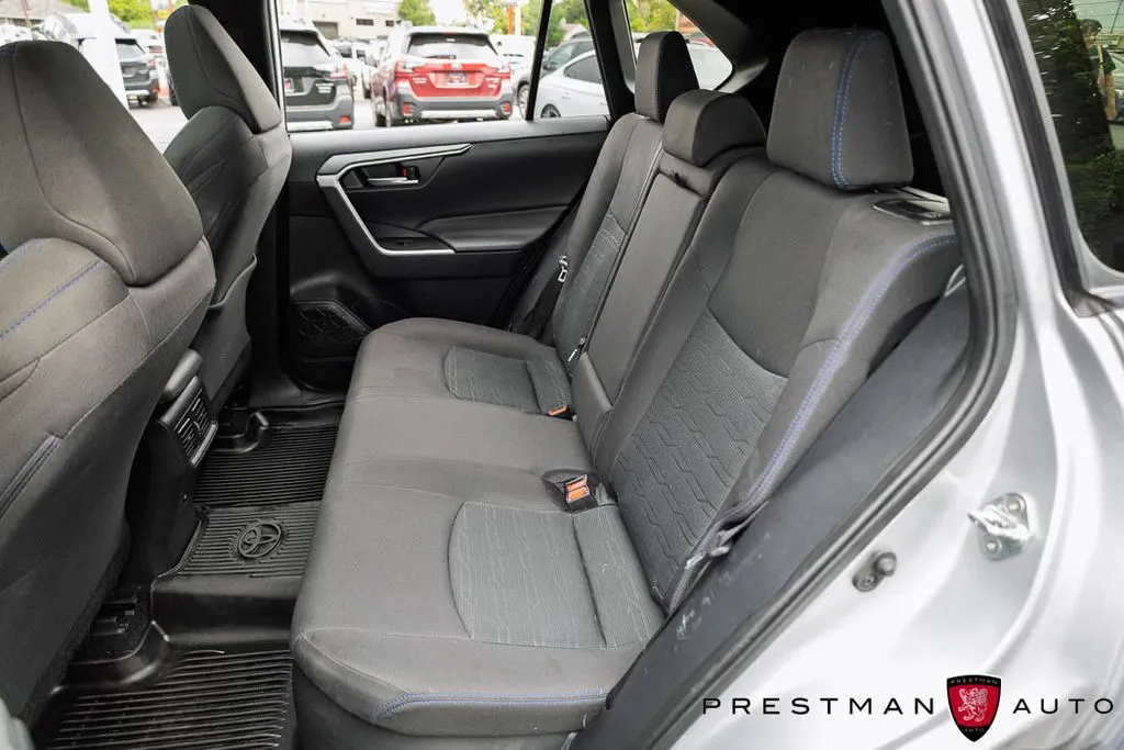 Toyota RAV4 photo 36