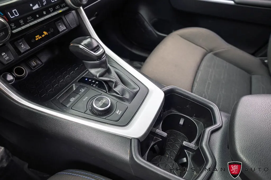 Toyota RAV4 photo 33
