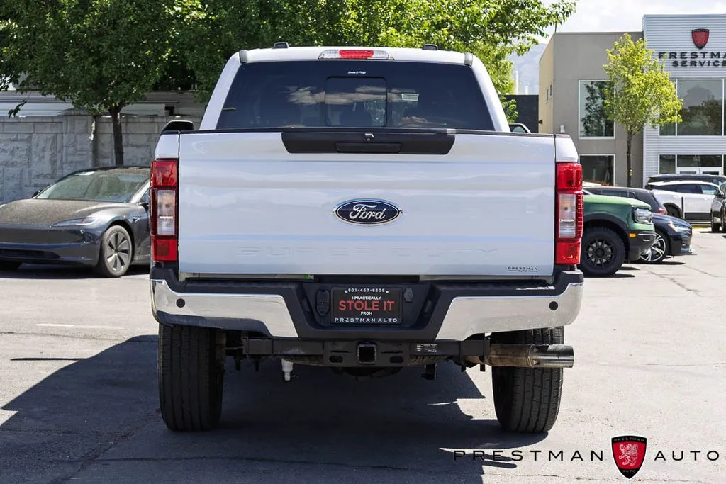 Ford F-250SD photo 18
