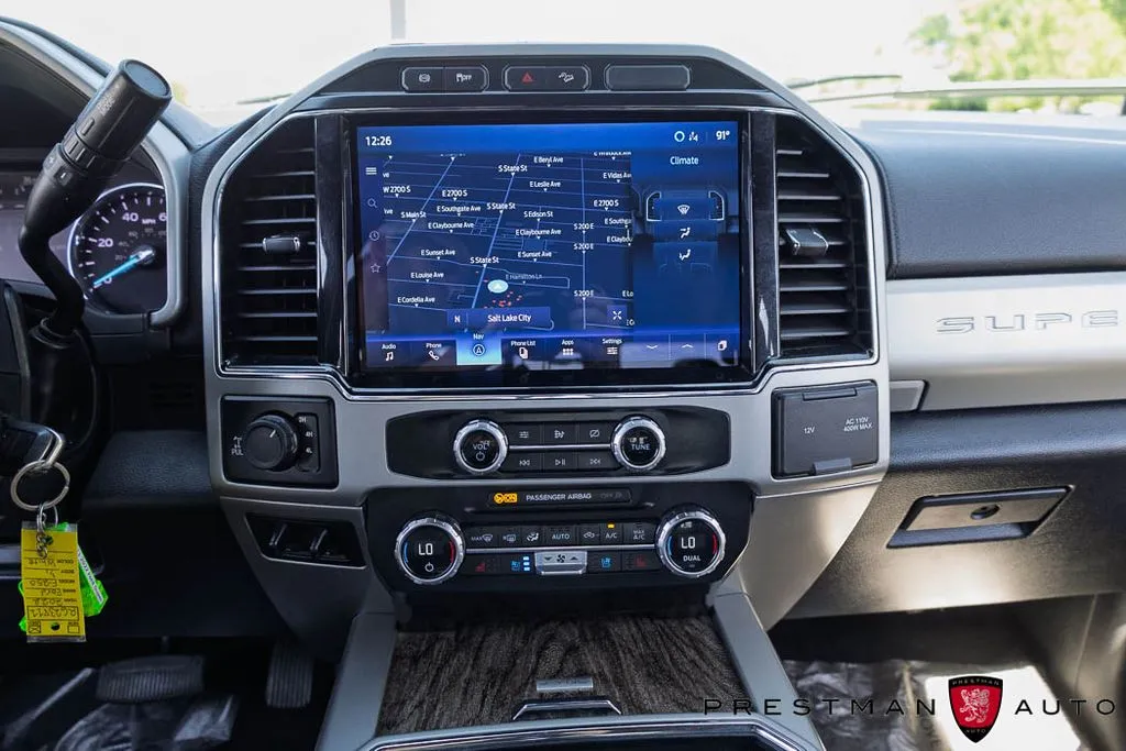 Ford F-250SD photo 32