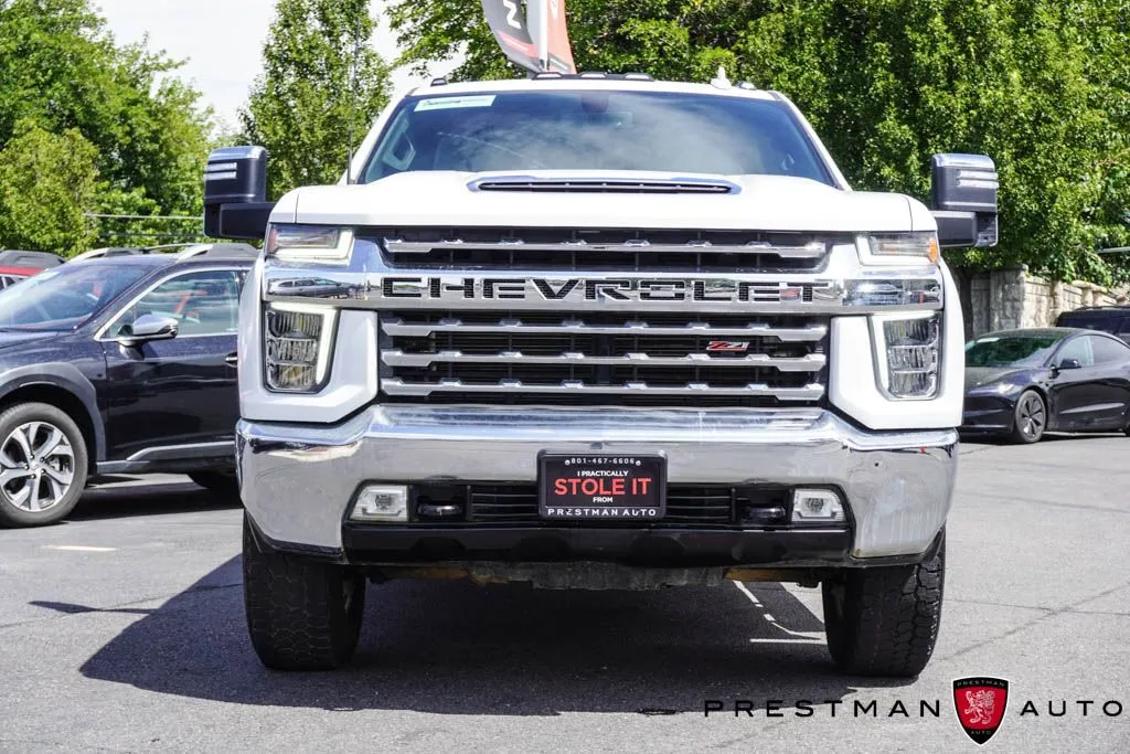 Chevrolet Silverado photo 17