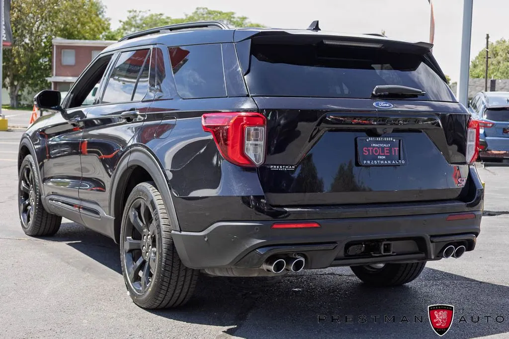 Ford Explorer photo 18