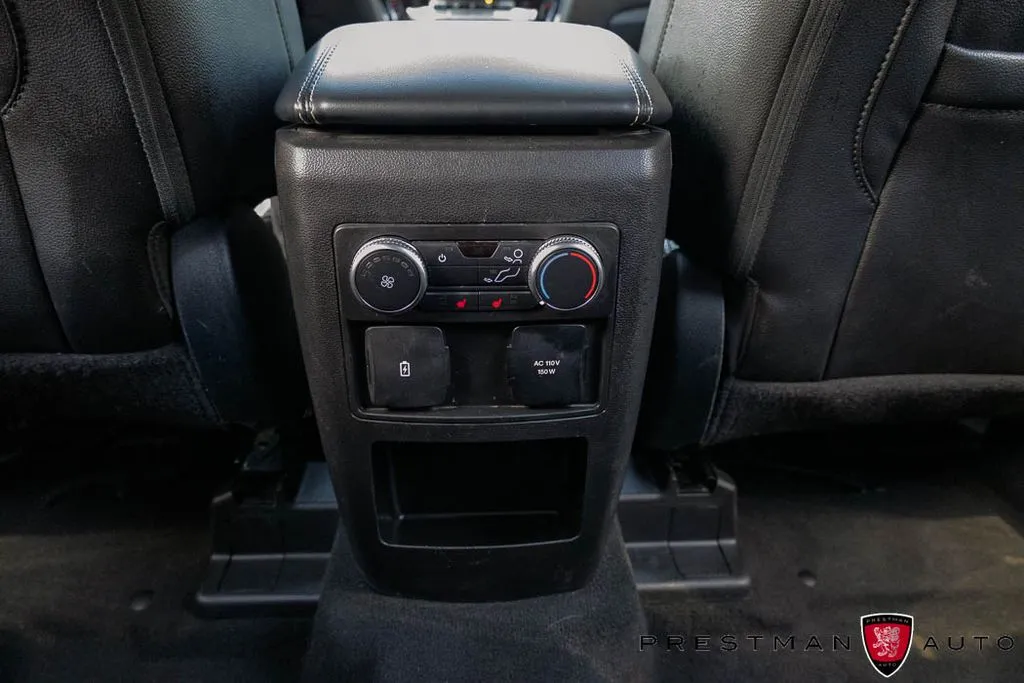 Ford Explorer photo 45