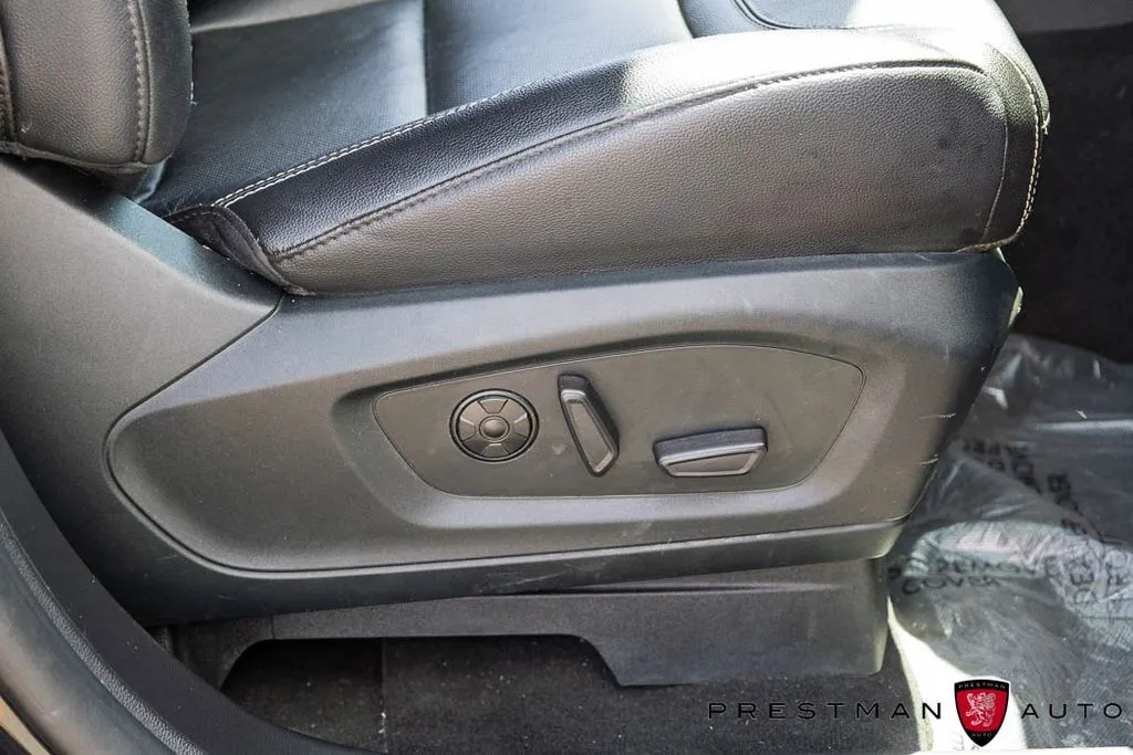 Ford Explorer photo 25