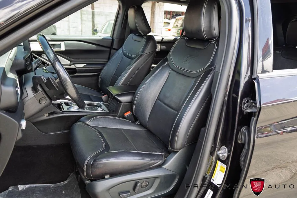 Ford Explorer photo 23