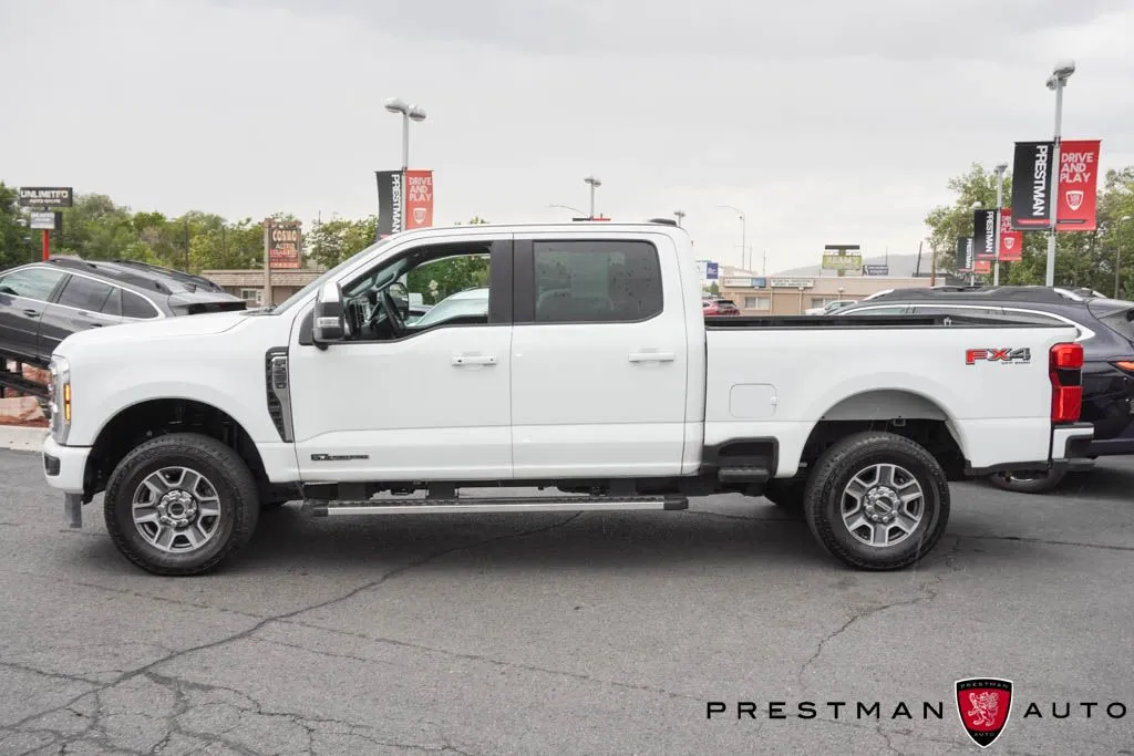 Ford F-250SD photo 18