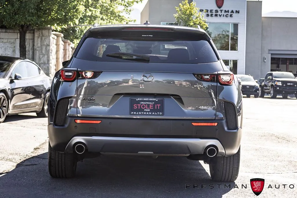 Mazda CX-50 photo 17