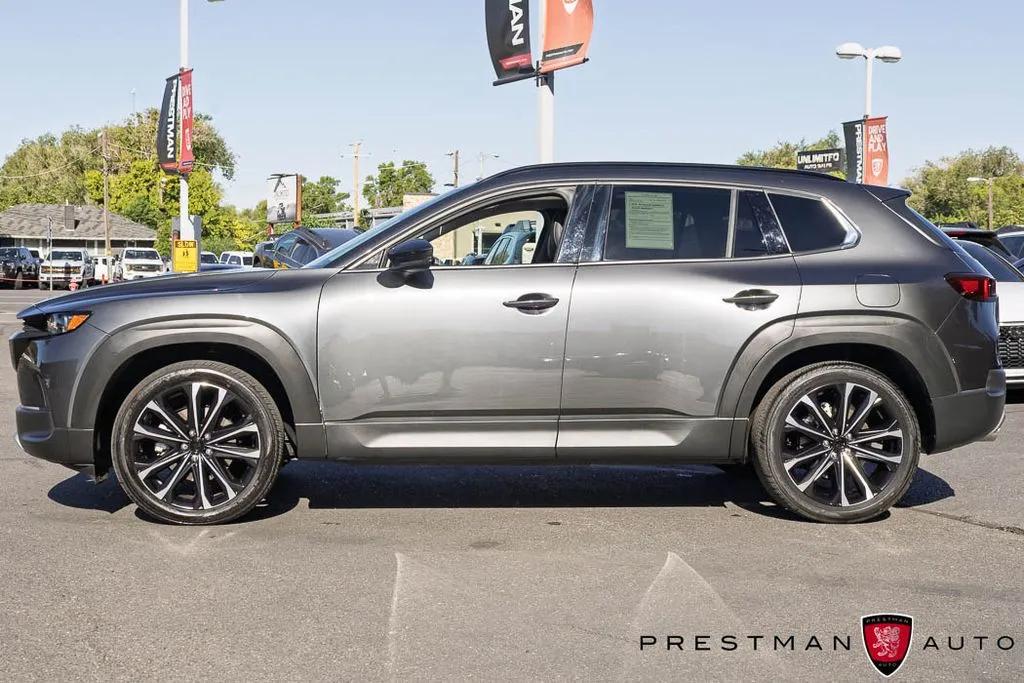 Mazda CX-50 photo 15