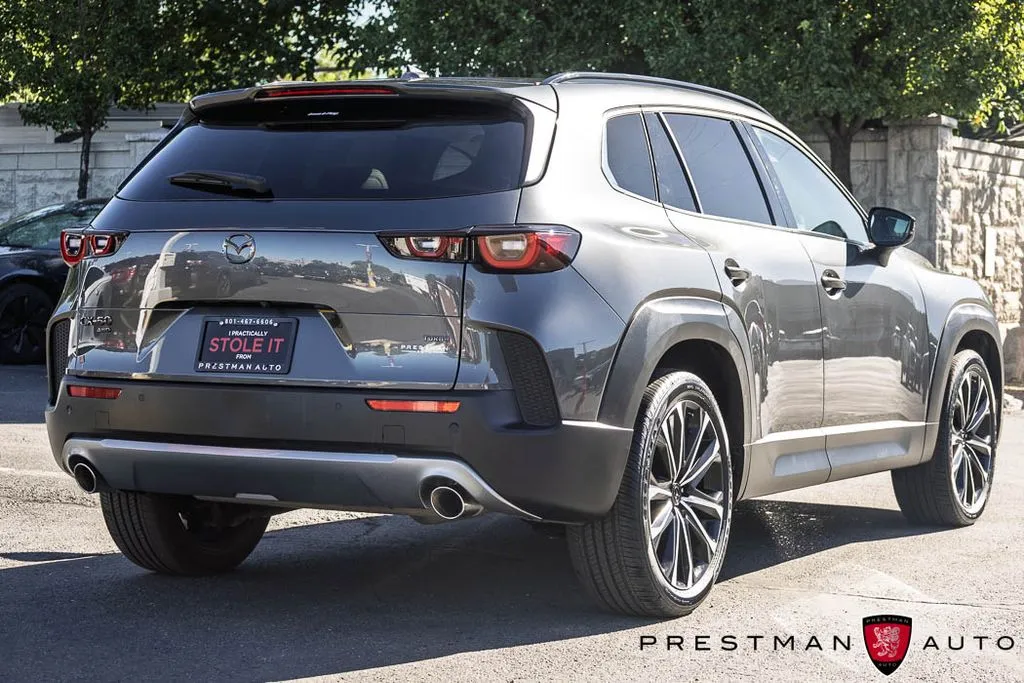 Mazda CX-50 photo 18