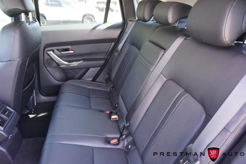 Mazda CX-50 photo 38