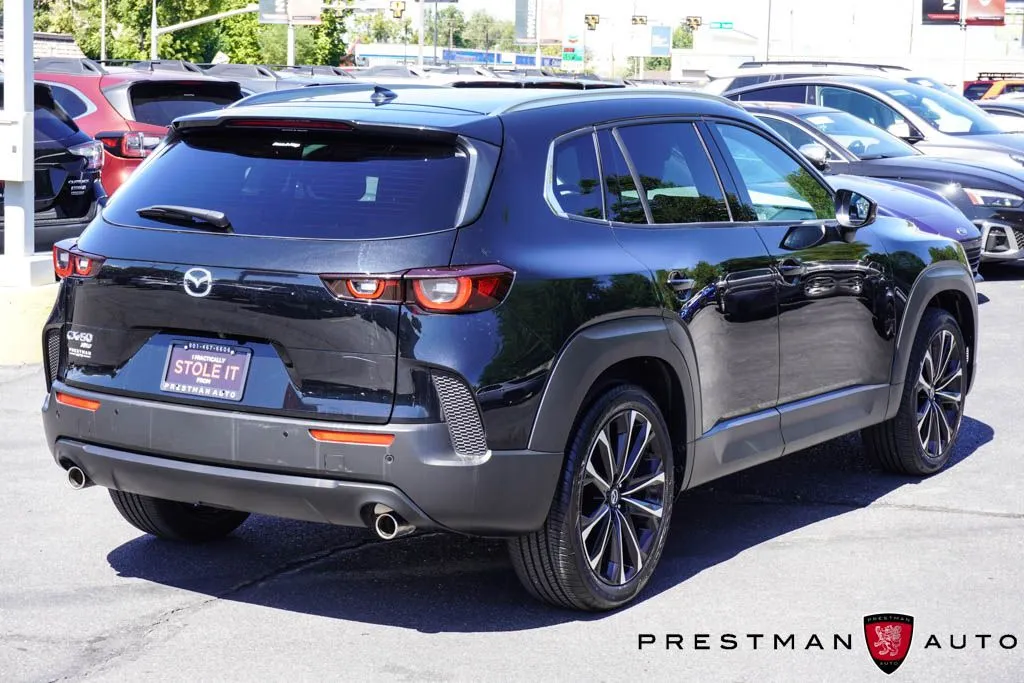 Mazda CX-50 photo 20