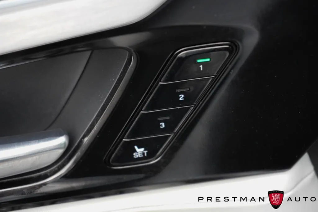 Acura MDX photo 22