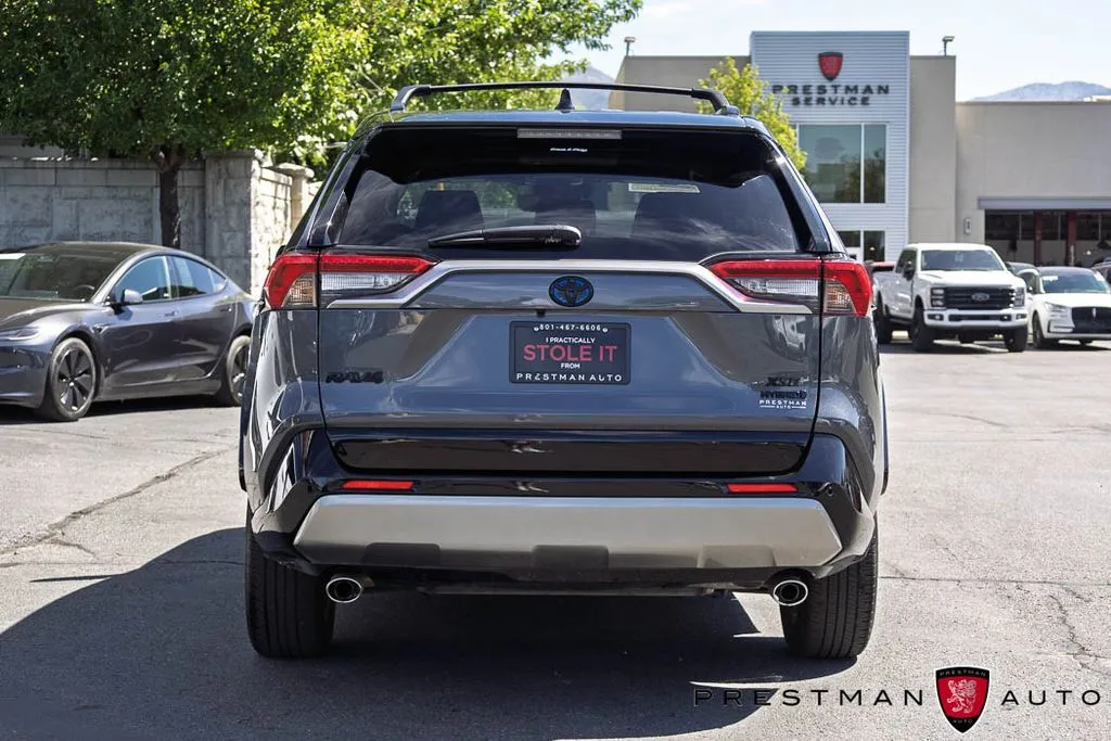 Toyota RAV4 photo 18