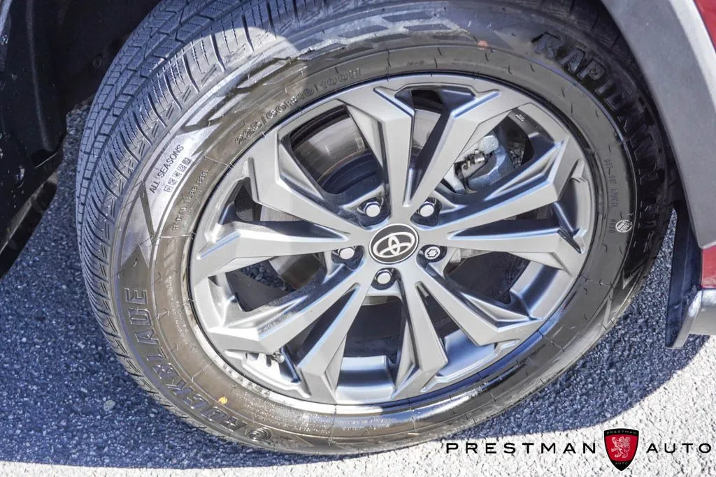 Toyota RAV4 photo 13