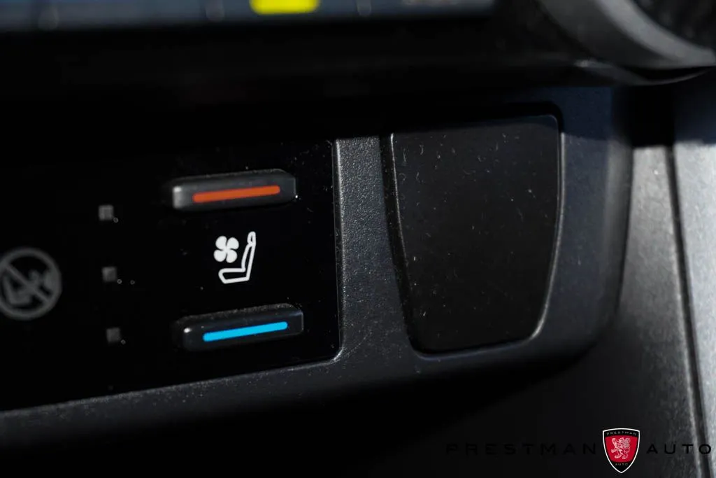 Toyota RAV4 photo 10