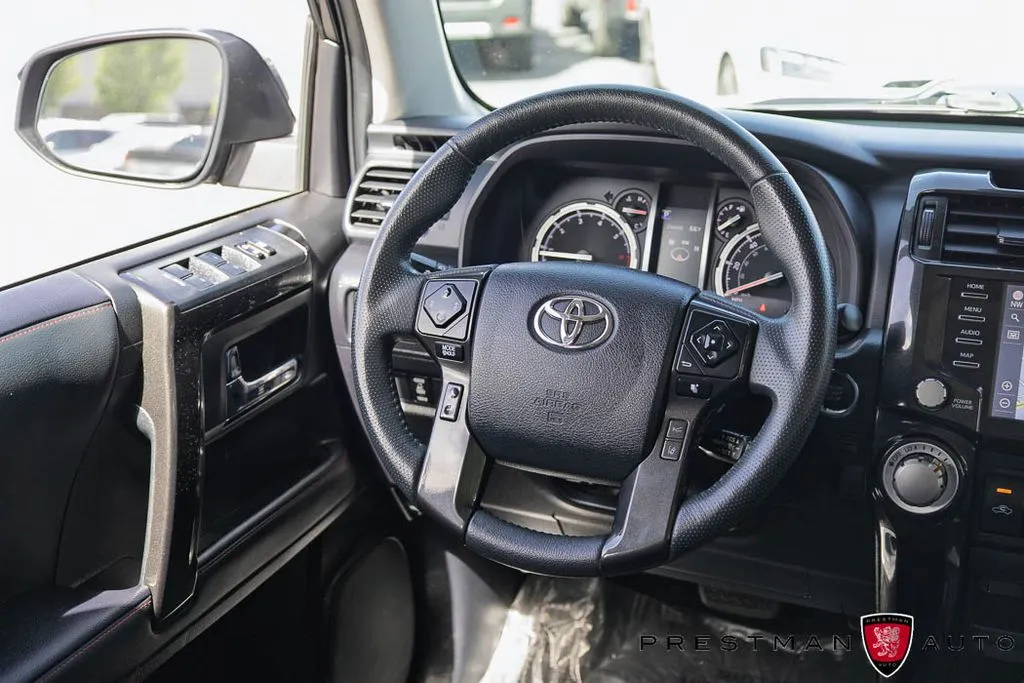 Toyota 4Runner photo 36