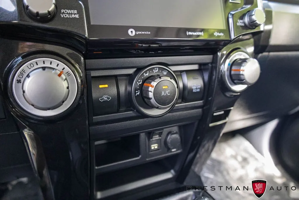 Toyota 4Runner photo 32