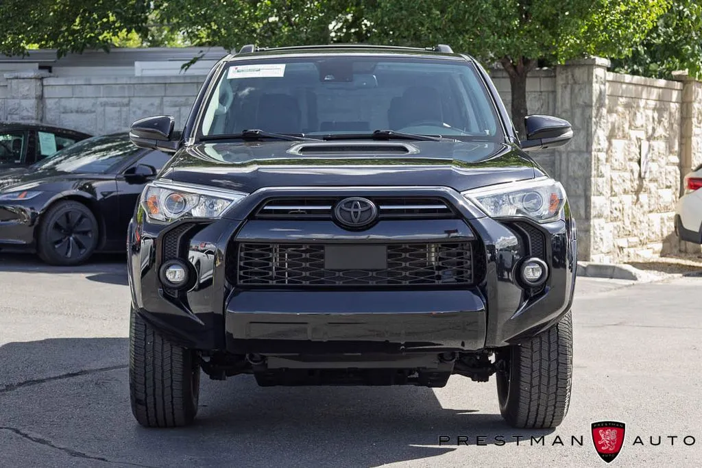 Toyota 4Runner photo 11