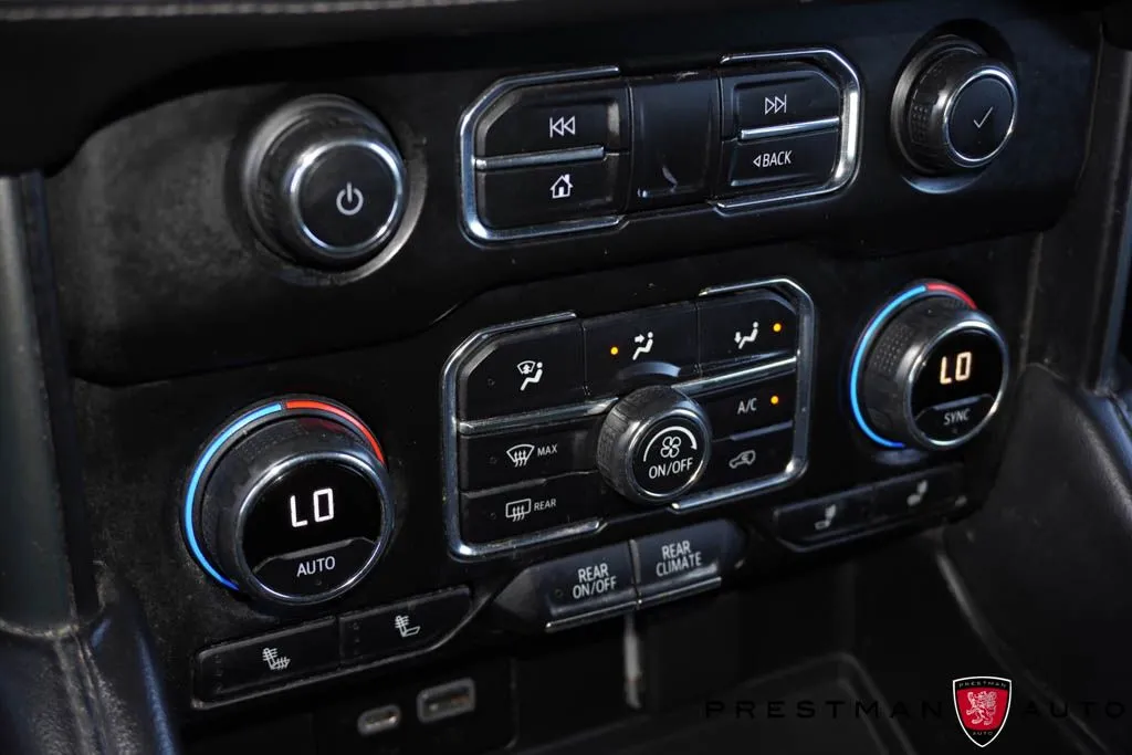 Chevrolet Tahoe photo 38
