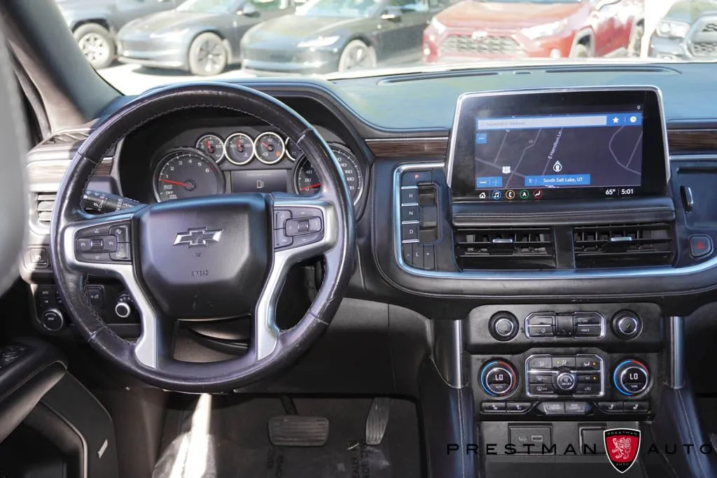Chevrolet Tahoe photo 2