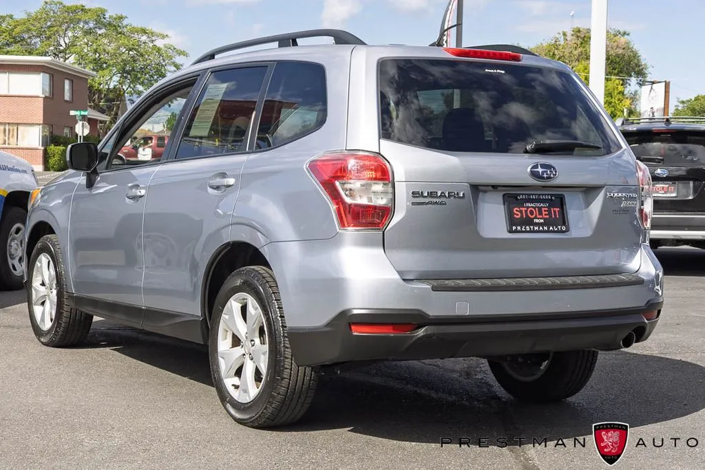 Subaru Forester photo 14