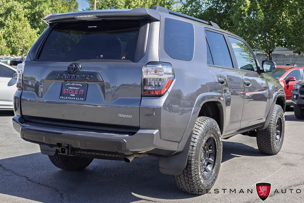 Toyota 4Runner photo 17