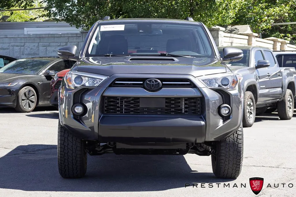 Toyota 4Runner photo 12